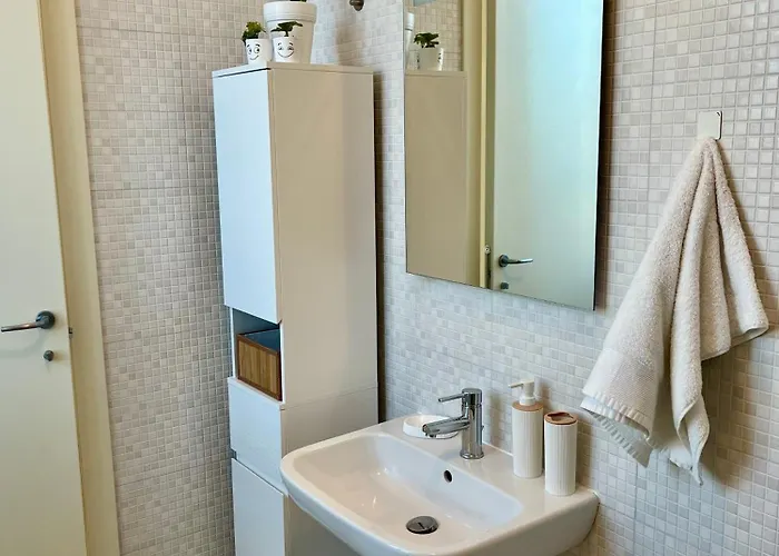 Piccolo Naviglio House 아파트 *